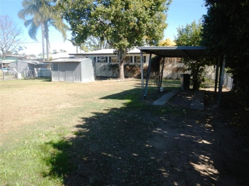 17 Riddle Street, Goondiwindi QLD 4390