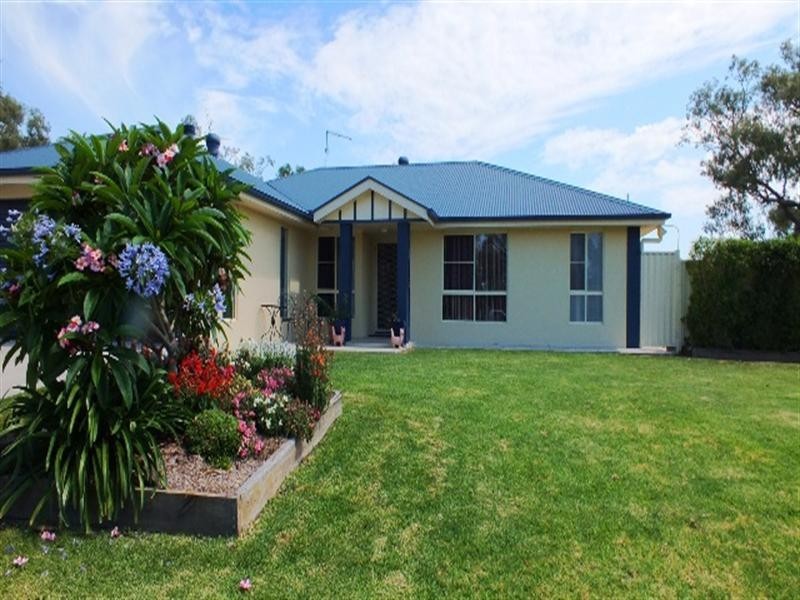 7 James Norman, Goondiwindi QLD 4390