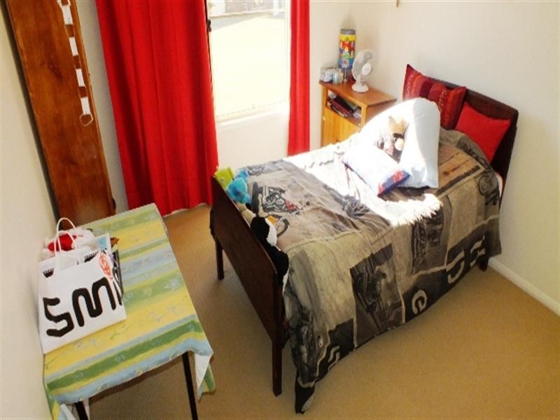 7 James Norman, Goondiwindi QLD 4390