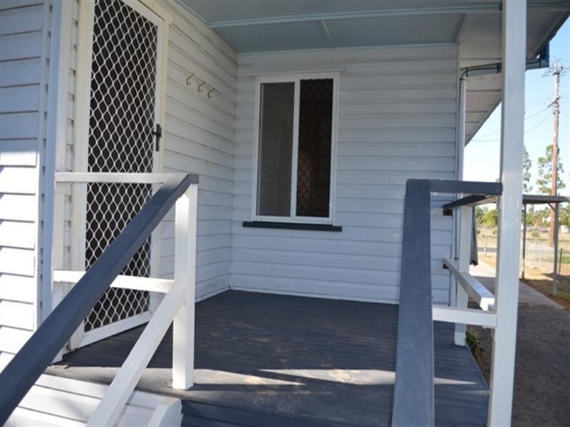 4 Hensler Street, Goondiwindi QLD 4390