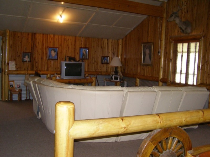 3 Racecourse Road, Goondiwindi QLD 4390