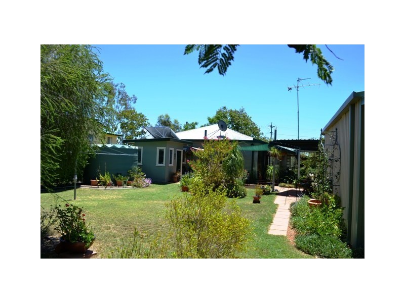 14 Kaboon Street, Yelarbon QLD 4388