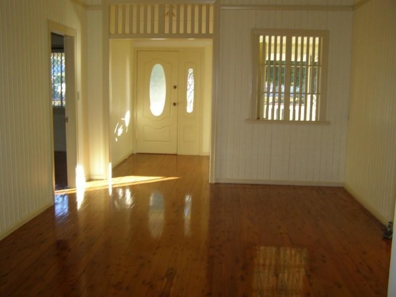 8 Marshall Street, Goondiwindi QLD 4390