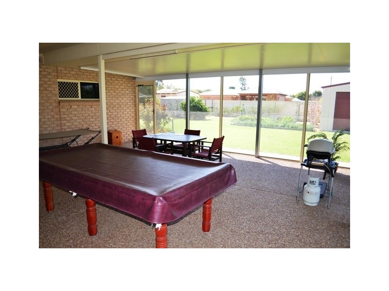 8 Bernborough Place, Goondiwindi QLD 4390