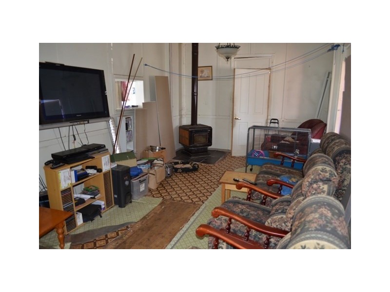 46 Burrel Street, Yelarbon QLD 4388