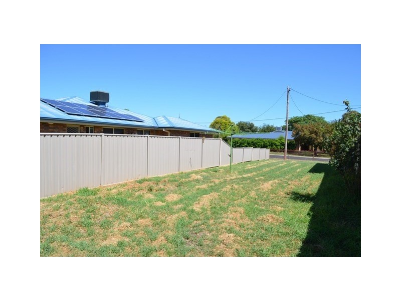 16 Thoras Parade, Goondiwindi QLD 4390