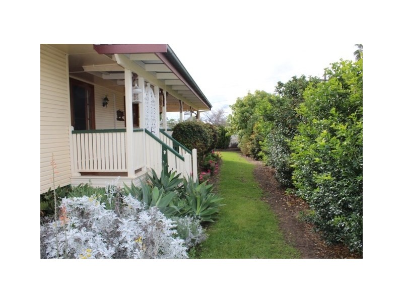 6 Fletcher, Goondiwindi QLD 4390