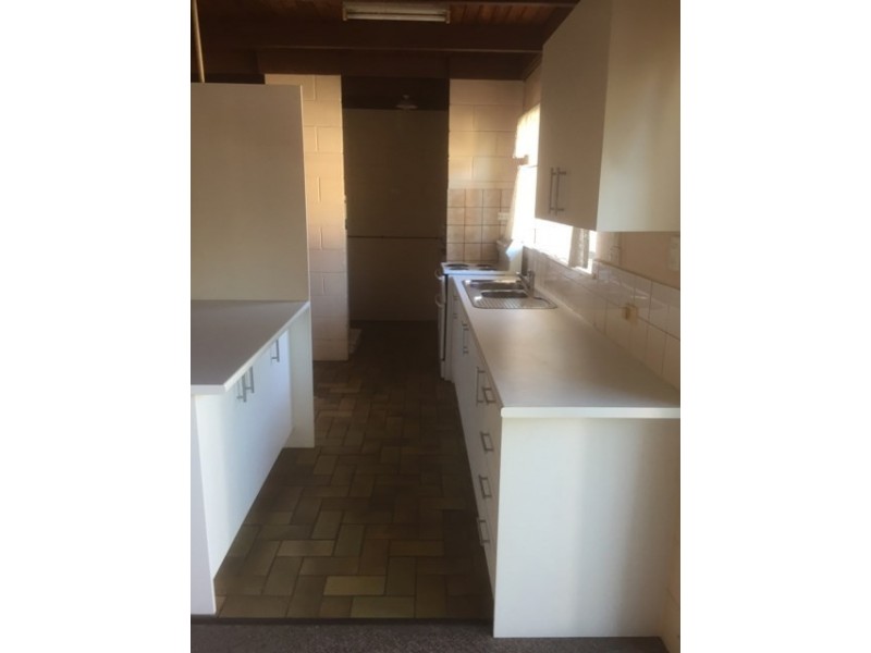 2/138 Pfingst Street, Goondiwindi QLD 4390