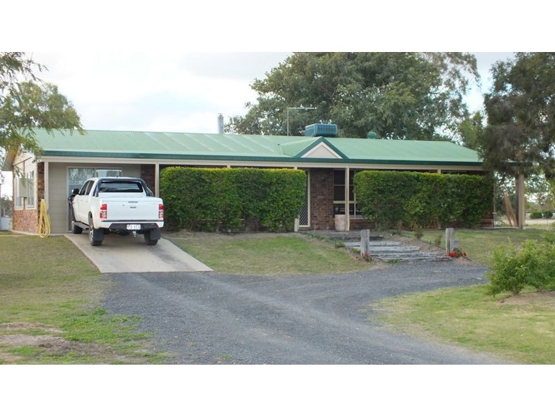 38 Hensler Road, Goondiwindi QLD 4390