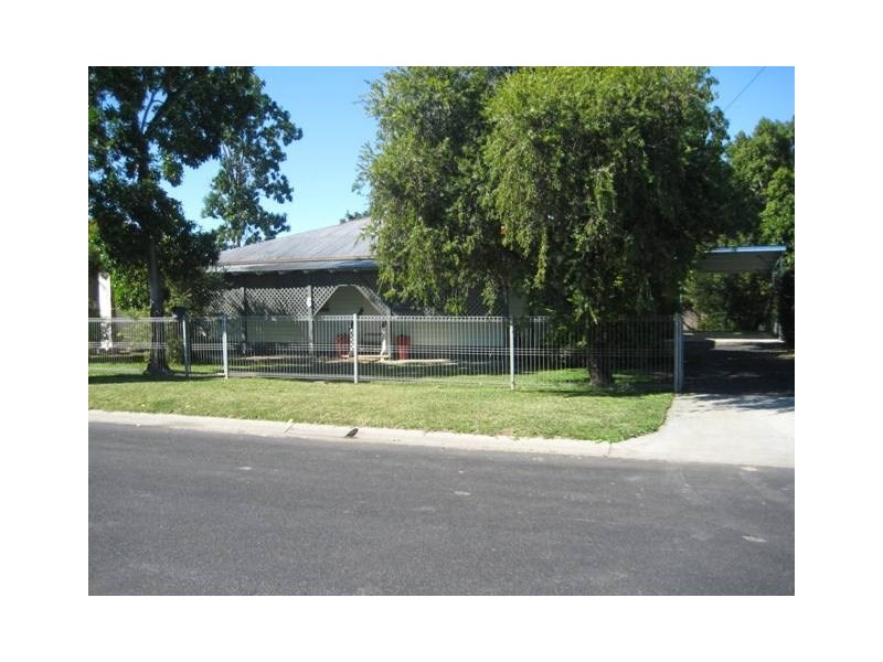 6 Donald Street, Goondiwindi QLD 4390