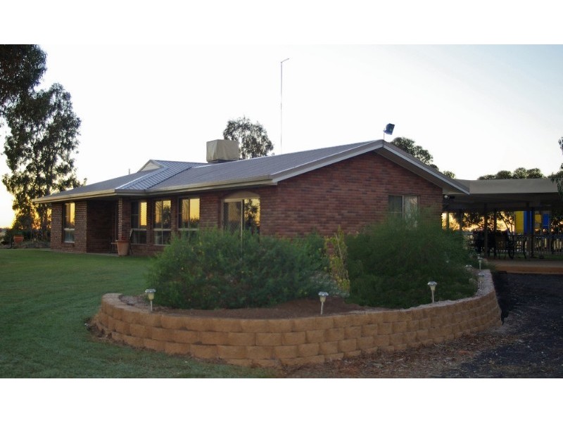 32425 Cunningham Highway, Goondiwindi QLD 4390