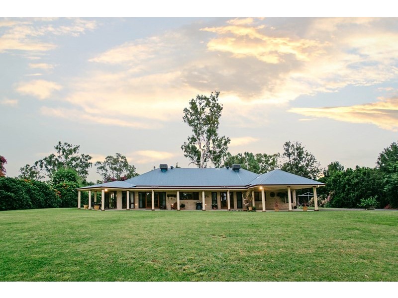 59 Clarkes Road, Goondiwindi QLD 4390