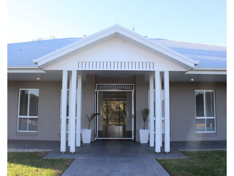 1 Paul Bradley Drive, Goondiwindi QLD 4390