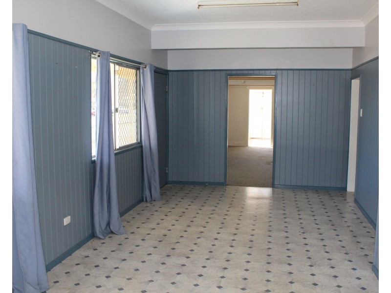 24 Neale, Allora QLD 4362