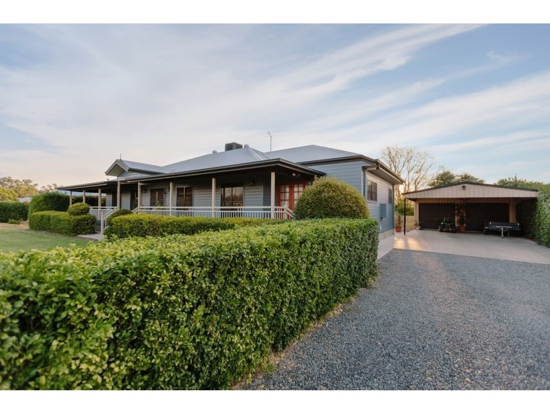 38 Sandalwood Drive, Goondiwindi QLD 4390