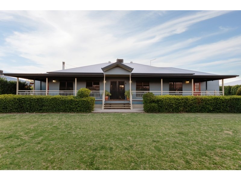 38 Sandalwood Drive, Goondiwindi QLD 4390