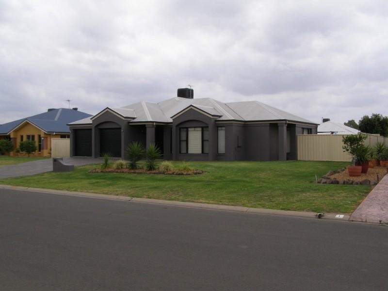3 Peters Place, Goondiwindi QLD 4390