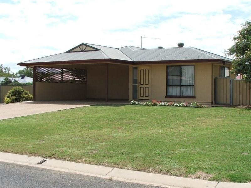 6 Tulloch Crescent, Goondiwindi QLD 4390