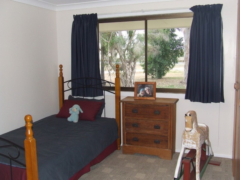 37 Riddle Street, Goondiwindi QLD 4390