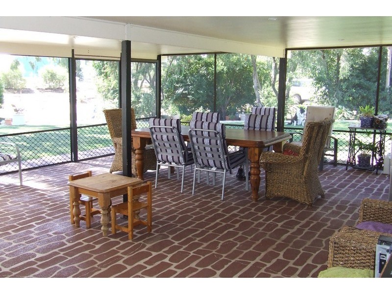 68 Hungerford Street, Goondiwindi QLD 4390