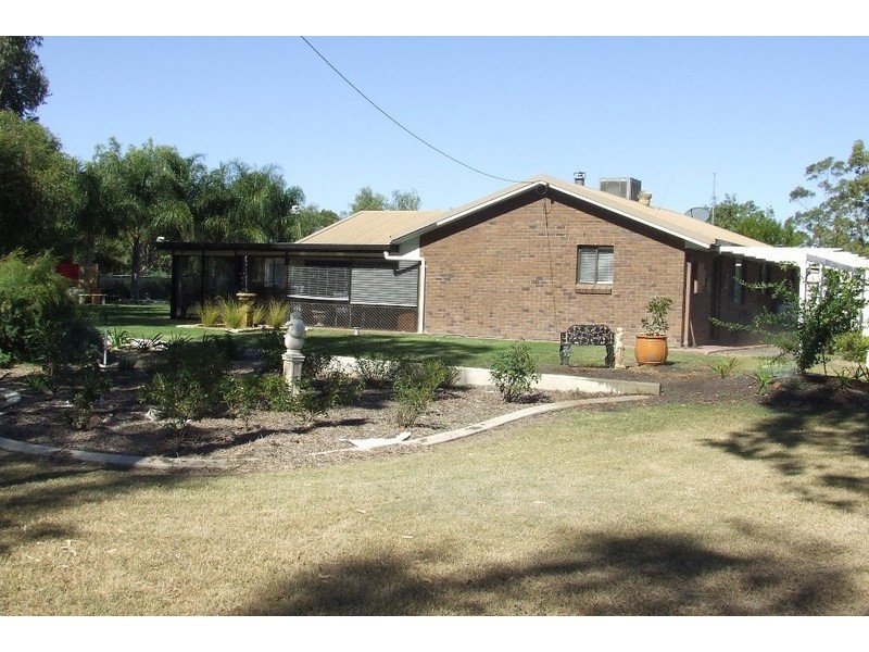68 Hungerford Street, Goondiwindi QLD 4390