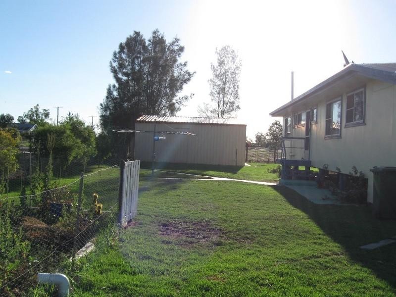 22 Railway Parade, Yelarbon QLD 4388