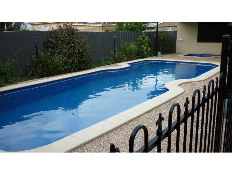 111 Pfingst Street, Goondiwindi QLD 4390