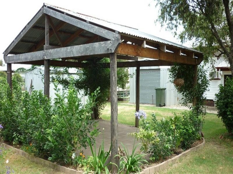 44 Kaboon Street, Yelarbon QLD 4388