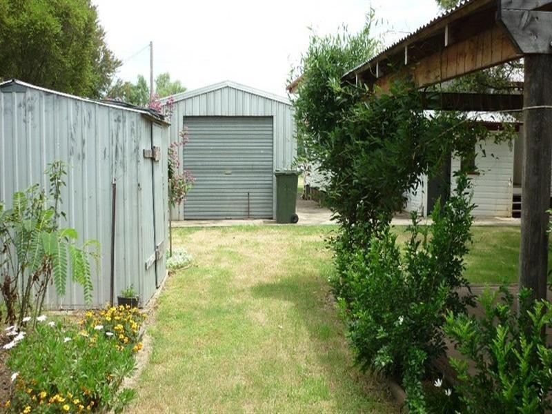 44 Kaboon Street, Yelarbon QLD 4388