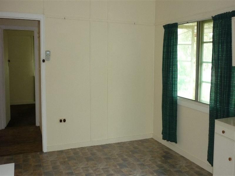 44 Kaboon Street, Yelarbon QLD 4388
