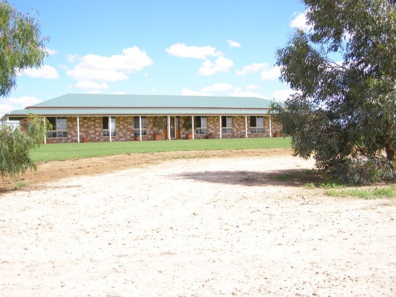 10 Scudamores Road, Goondiwindi QLD 4390