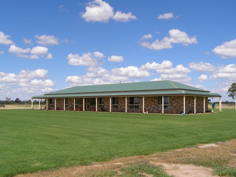 10 Scudamores Road, Goondiwindi QLD 4390