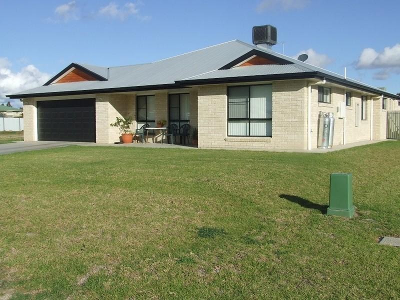 12 James Ryan Avenue, Goondiwindi QLD 4390