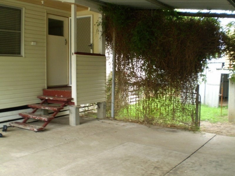 1 Willow Street, Goondiwindi QLD 4390
