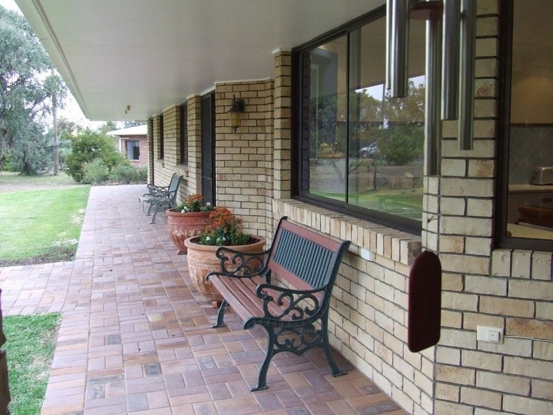 37 Riddle Street, Goondiwindi QLD 4390