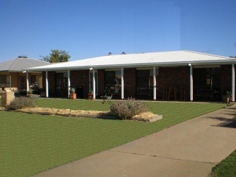 22 Kurrajong Crescent, Goondiwindi QLD 4390