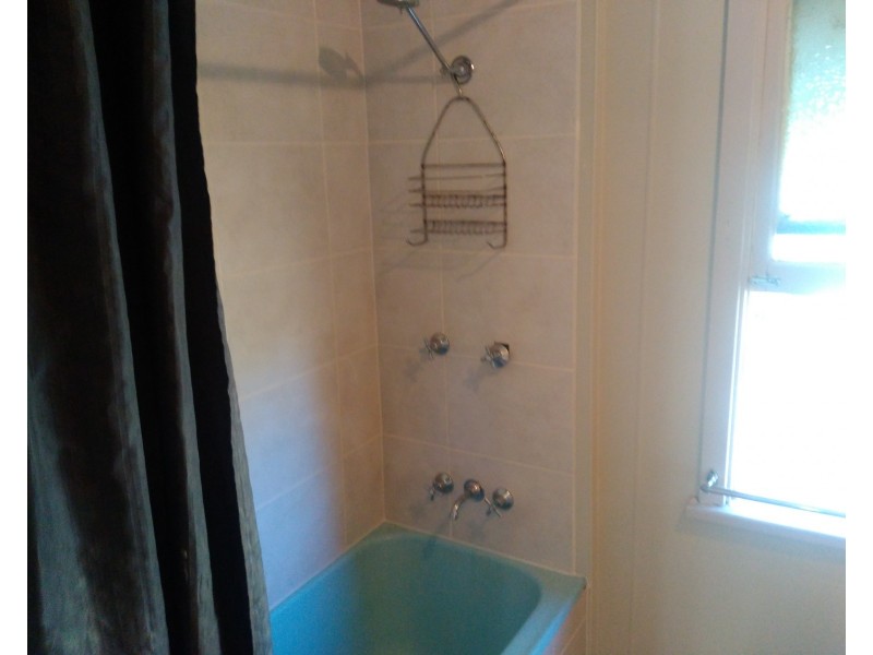 24 Bengalla Street, Yelarbon QLD 4388