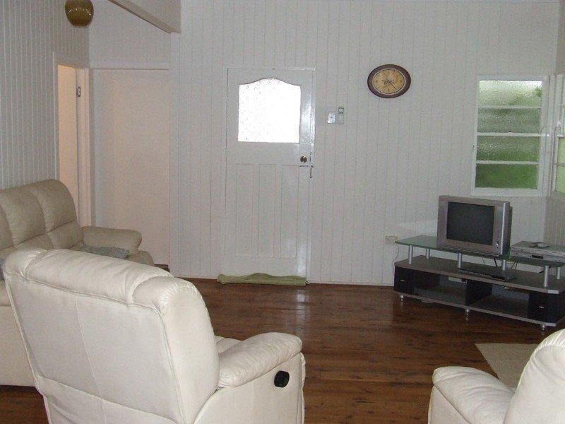 33 Herbert Street, Goondiwindi QLD 4390