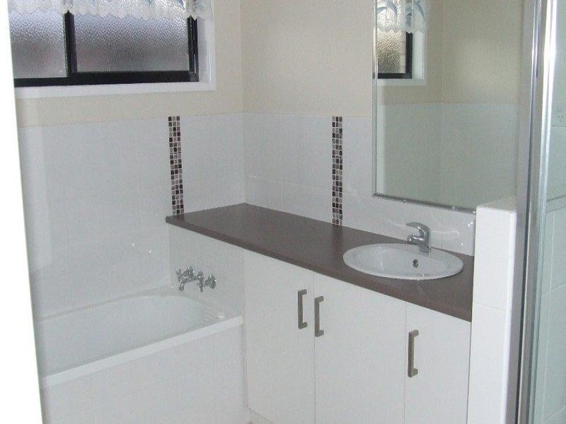 12 James Ryan Avenue, Goondiwindi QLD 4390