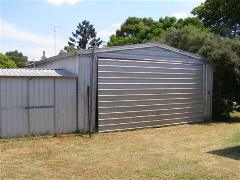 8 McNulty Street, Goondiwindi QLD 4390