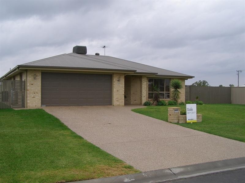 21 James Ryan Avenue, Goondiwindi QLD 4390