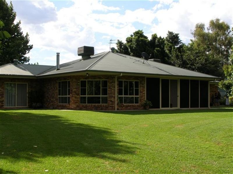 21 Coleborn, Goondiwindi QLD 4390