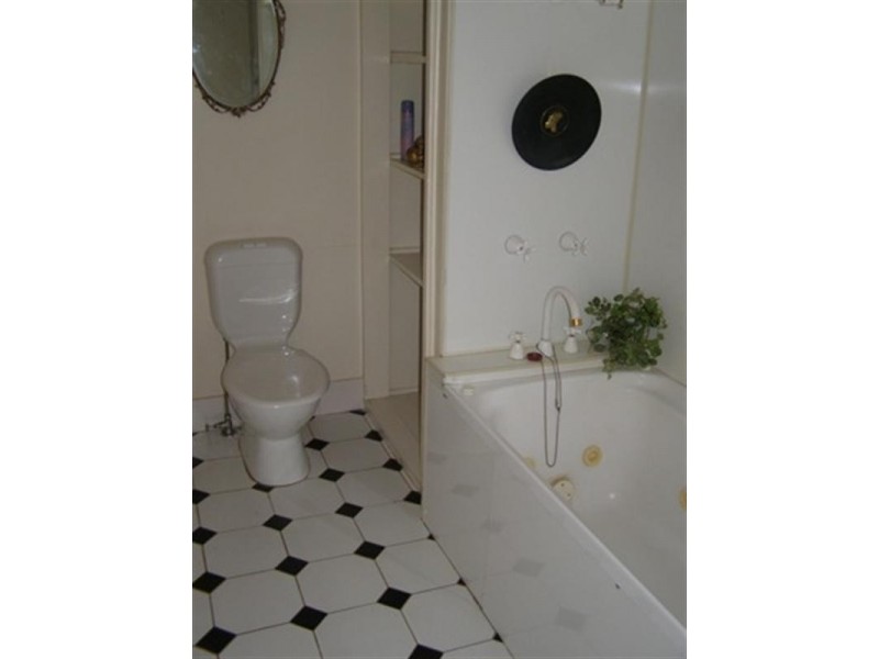 23 MacIntyre Street, Goondiwindi QLD 4390