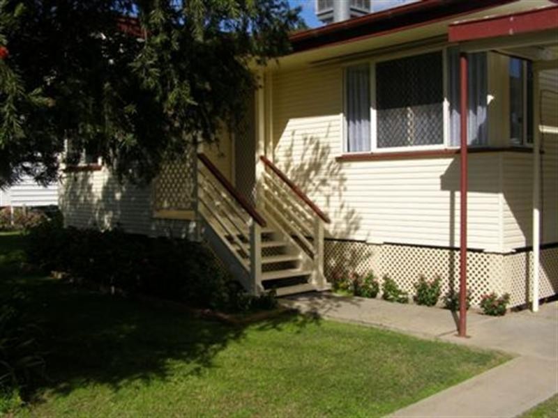 4 Darling Street, Goondiwindi QLD 4390