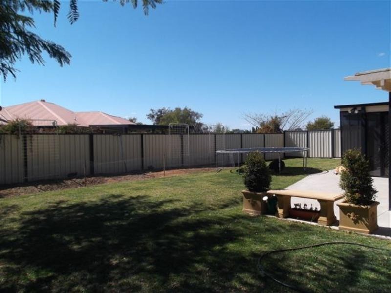 21 Thoras Parade, Goondiwindi QLD 4390