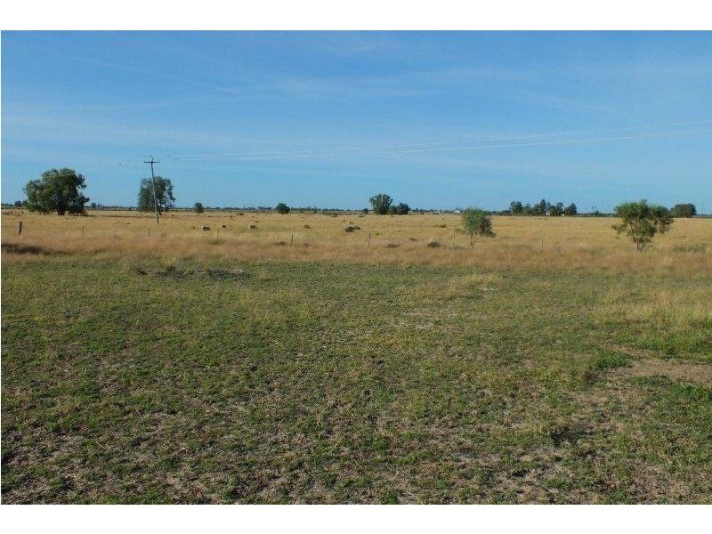 100 Kentucky Lane, Goondiwindi QLD 4390