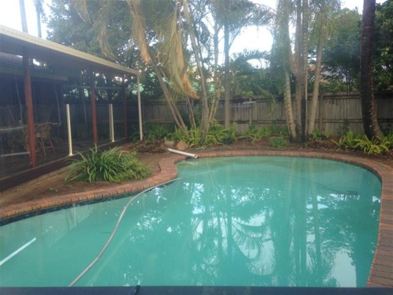 22 Carolina Close, Elanora QLD 4221