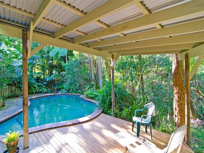 22 Cornwall Drive, Elanora QLD 4221