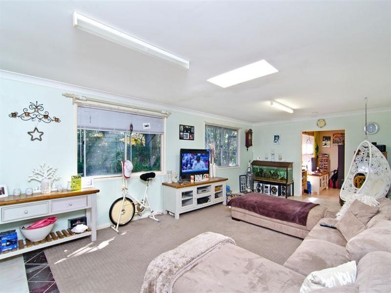 23 Celebes Avenue, Palm Beach QLD 4221