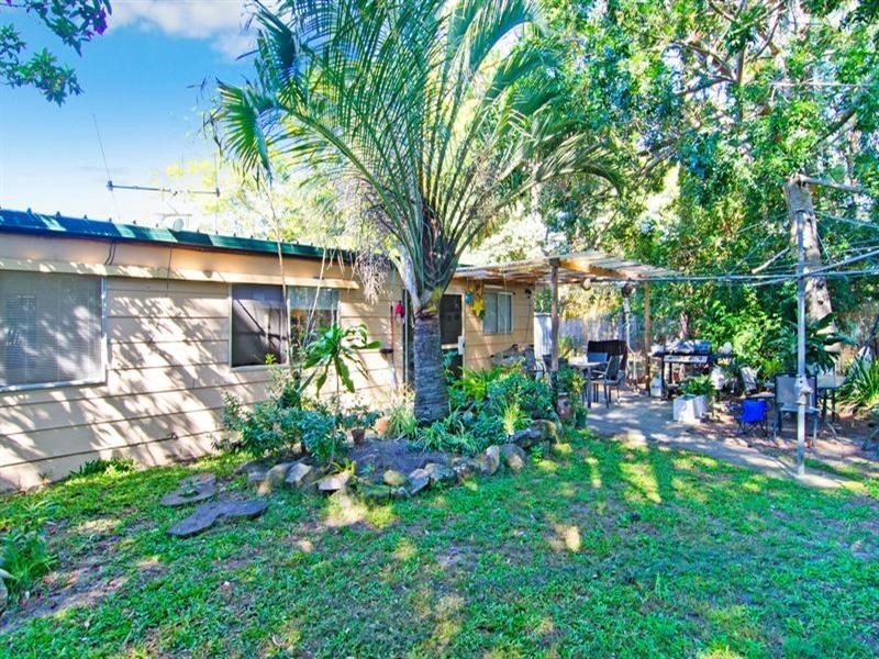 23 Celebes Avenue, Palm Beach QLD 4221